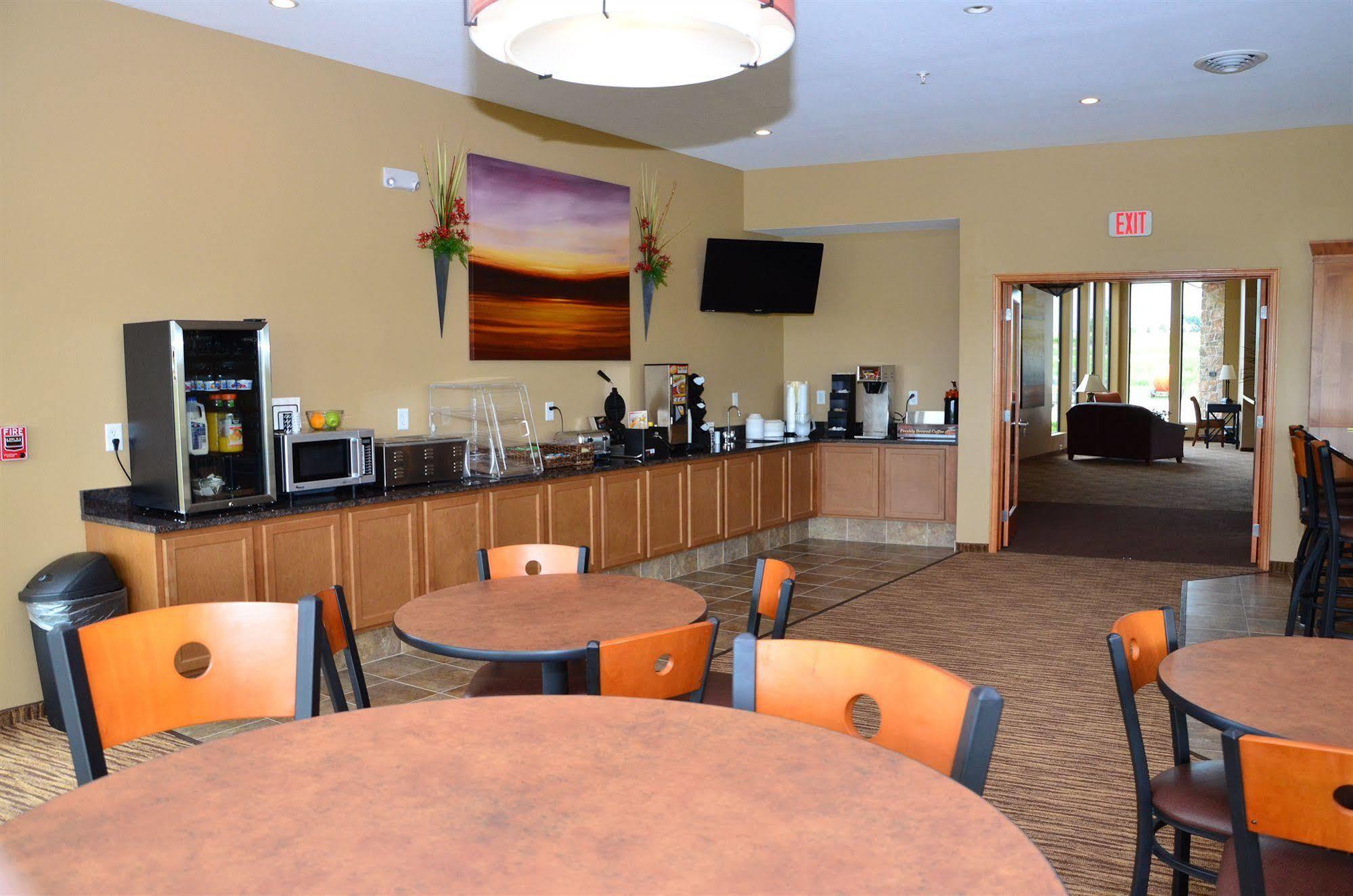 Cobblestone Inn & Suites - Newton Luaran gambar